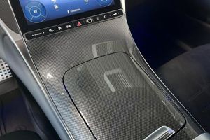Mercedes GLC300 bild 12