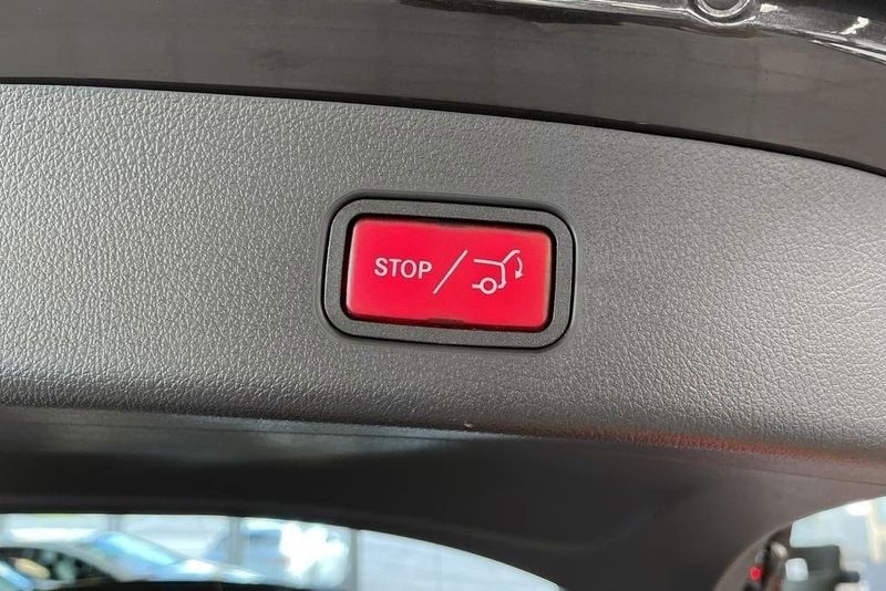 Mercedes GLC300 bild 15