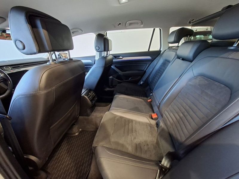 Volkswagen Passat bild 6