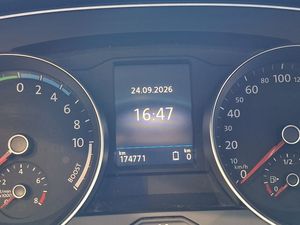Volkswagen Passat bild 11