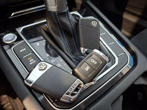 Volkswagen Passat bild 14