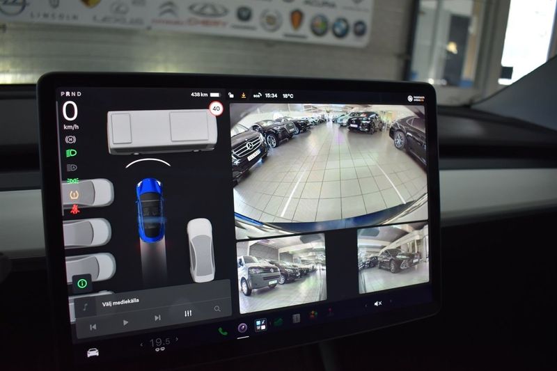 Tesla Model 3 bild 18