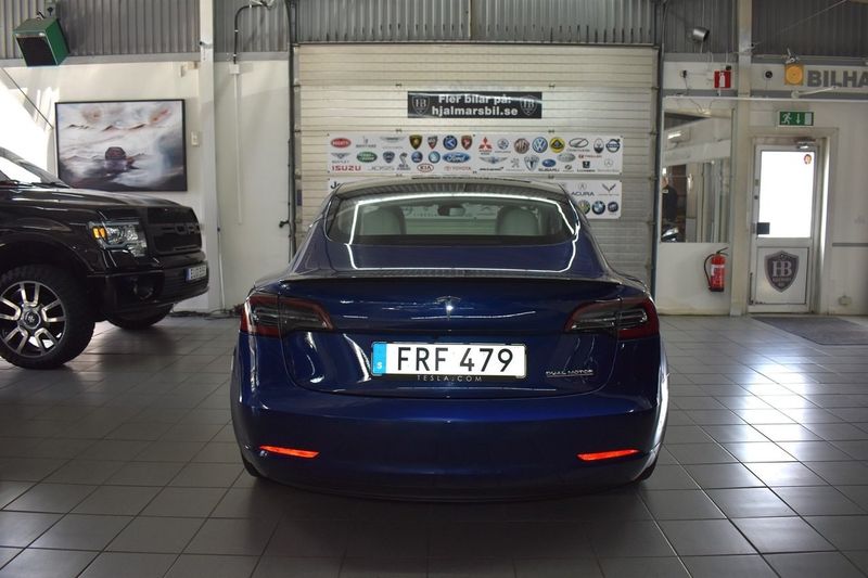 Tesla Model 3 bild 4