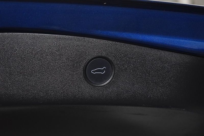 Tesla Model 3 bild 22