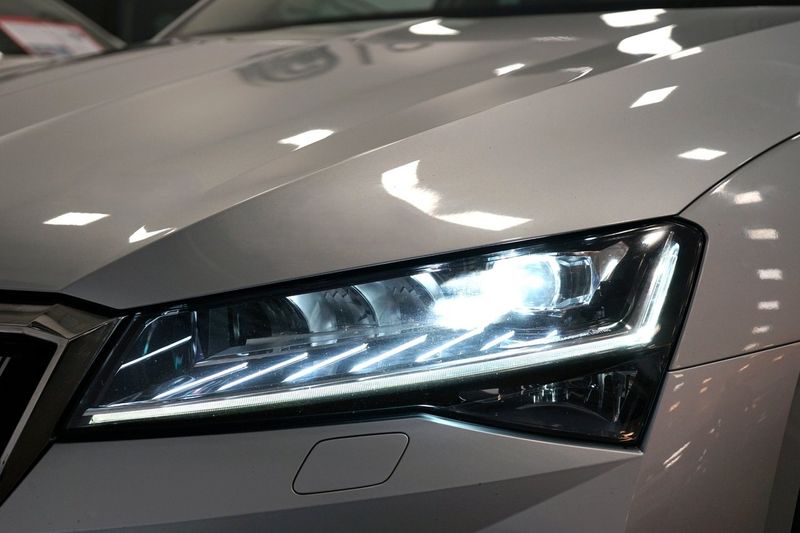 Skoda Superb bild 16