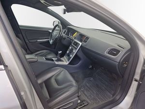 Volvo V60 bild 8