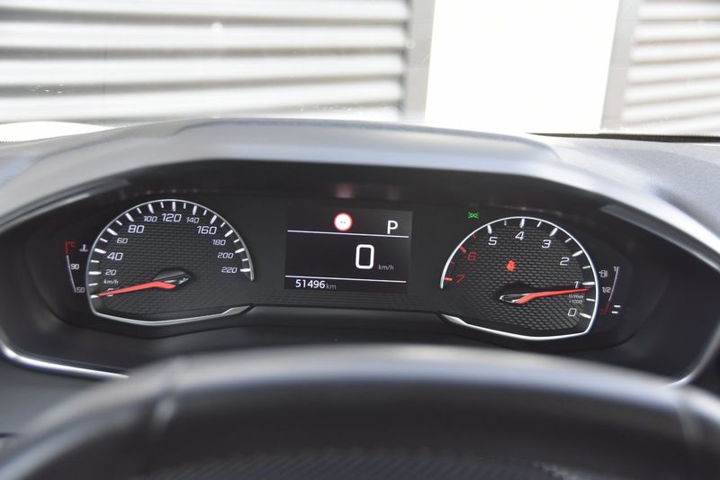 Peugeot 208 bild 13