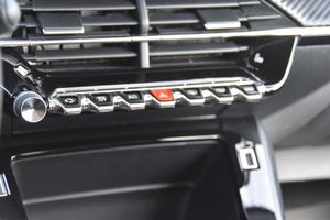 Peugeot 208 bild 15
