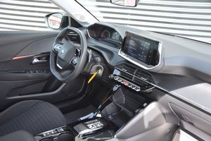 Peugeot 208 bild 8
