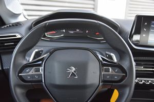 Peugeot 208 bild 12
