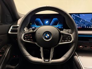 BMW 330 bild 13