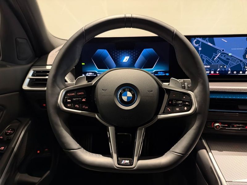 BMW 330 bild 13