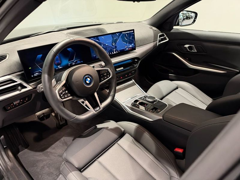 BMW 330 bild 11