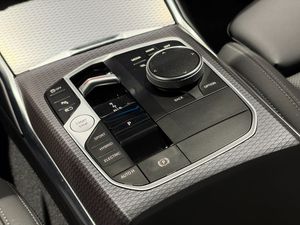 BMW 330 bild 16