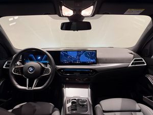 BMW 330 bild 12