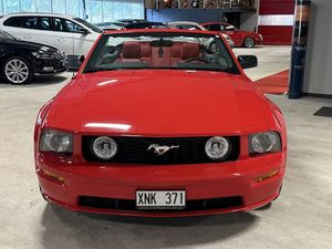 Ford Mustang bild 2
