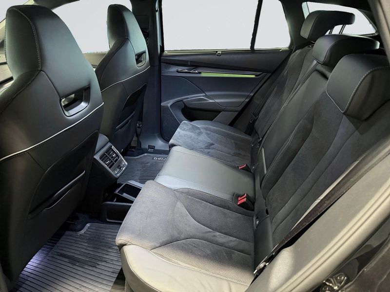 Skoda Enyaq bild 14