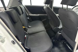 Toyota Yaris bild 8