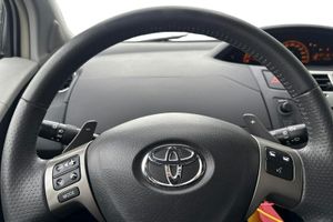 Toyota Yaris bild 11