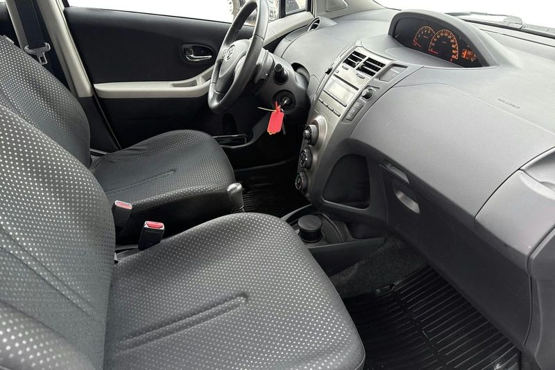 Toyota Yaris bild 7