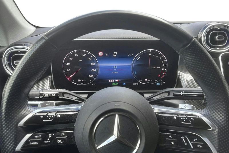 Mercedes GLC300 bild 10