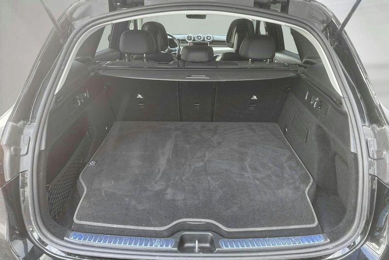 Mercedes GLC300 bild 9