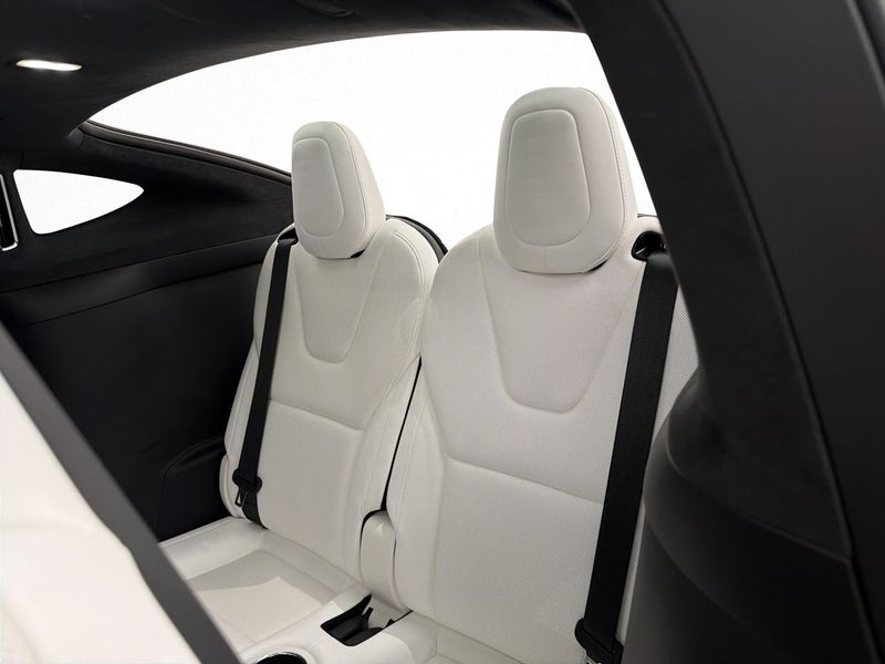 Tesla Model X bild 20
