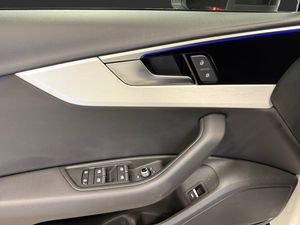 Audi A4 bild 9