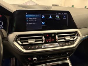 BMW 330 bild 16
