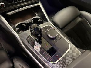 BMW 330 bild 14