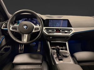 BMW 330 bild 13
