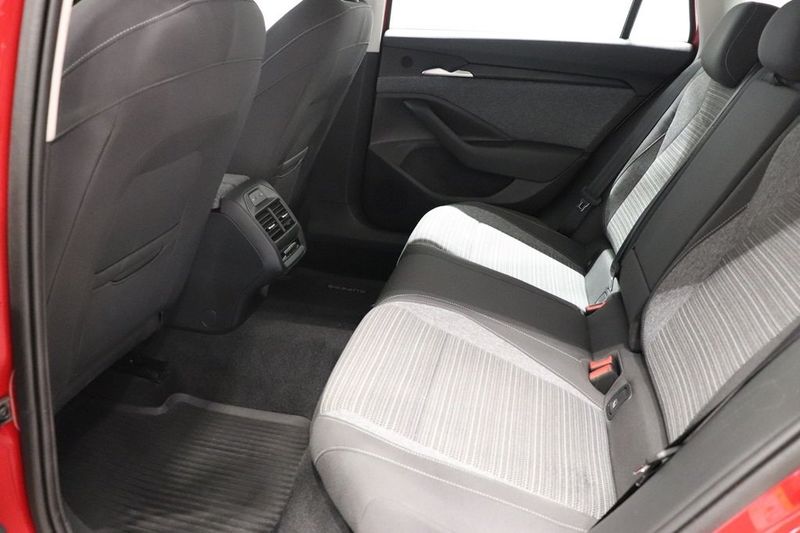 Skoda Superb bild 8