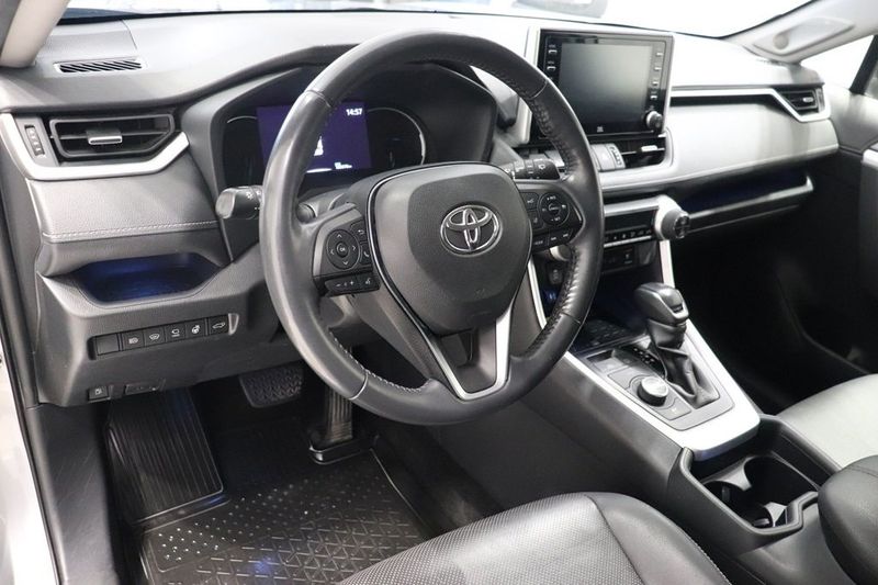 Toyota RAV4 bild 9