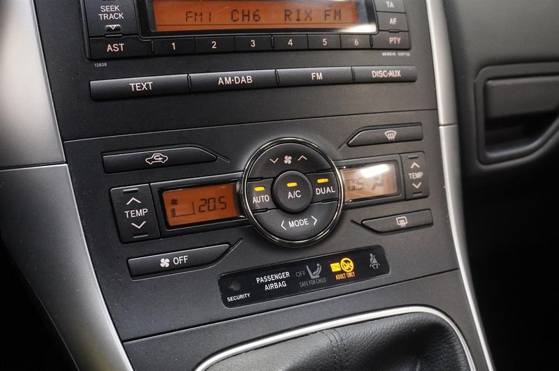 Toyota Auris bild 9