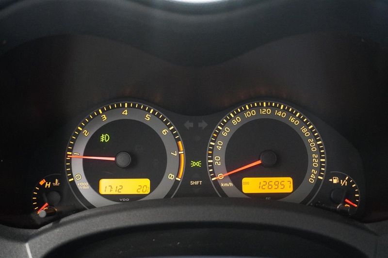 Toyota Auris bild 7