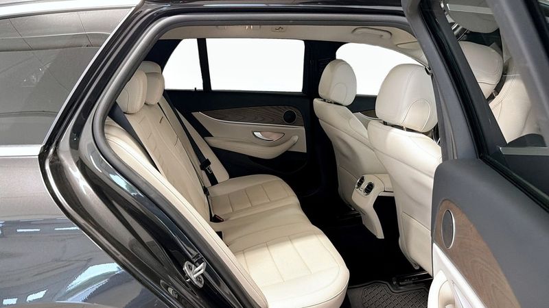 Mercedes E220 bild 5