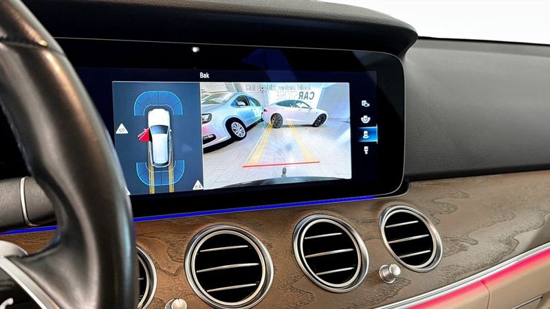 Mercedes E220 bild 12