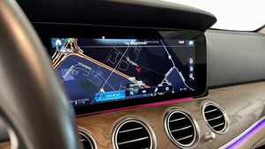 Mercedes E220 bild 18