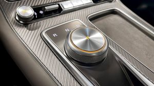 MG S6 EV bild 20
