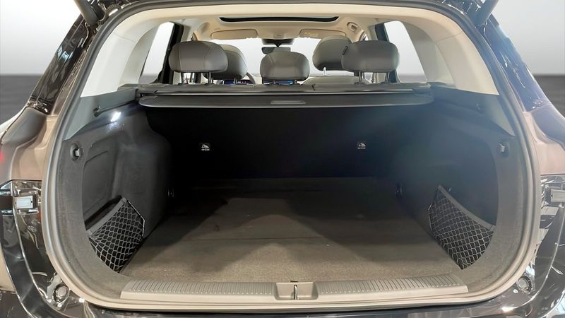 MG S6 EV bild 10