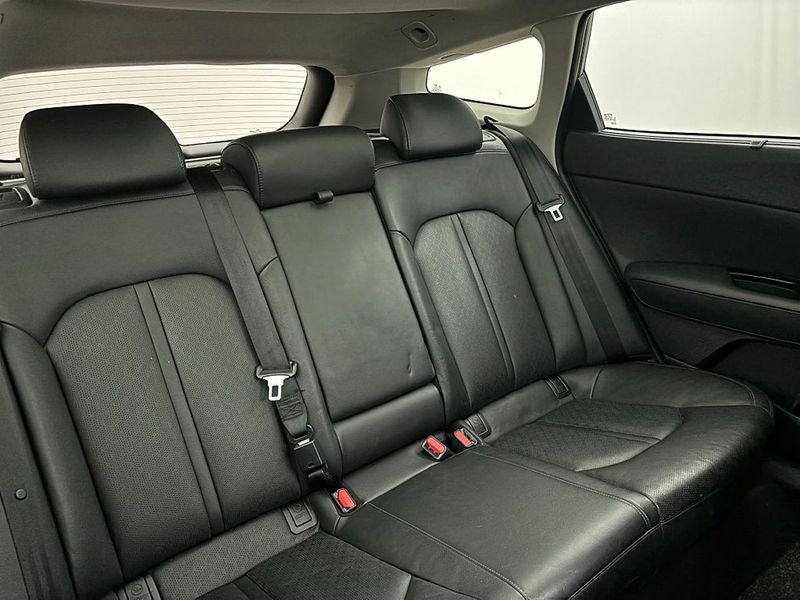 Kia Optima bild 24