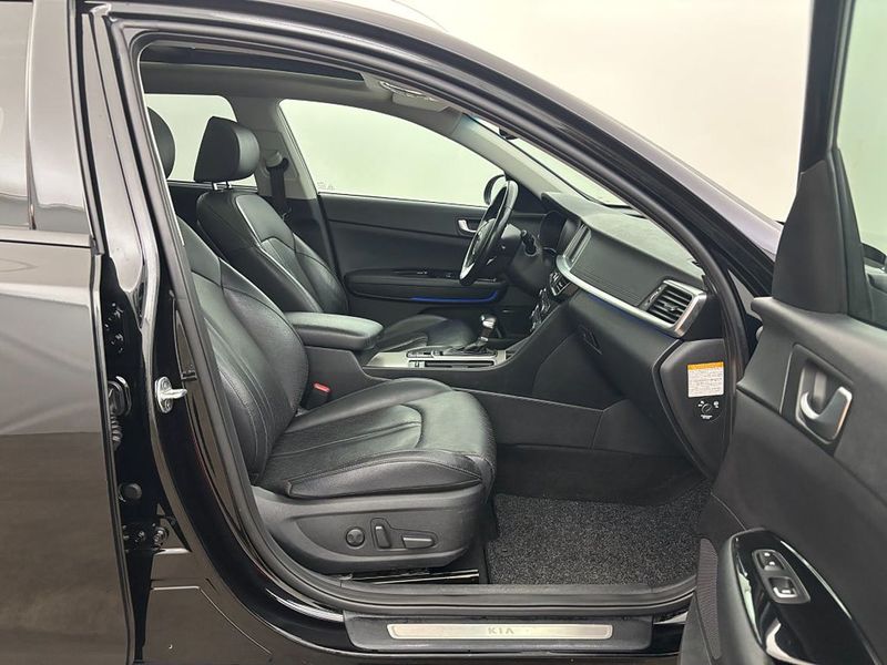 Kia Optima bild 23