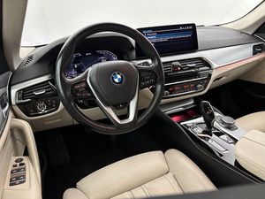 BMW 530 bild 16