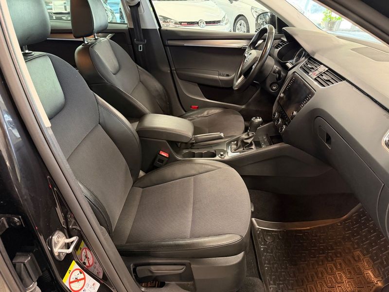 Skoda Octavia bild 9