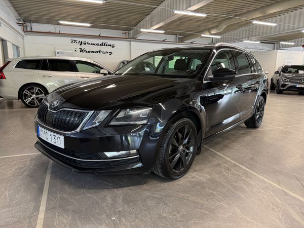 Skoda Octavia Kombi 1.4 TSI Style Värmare Dragkrok Adaptiv Kamera - 2018
