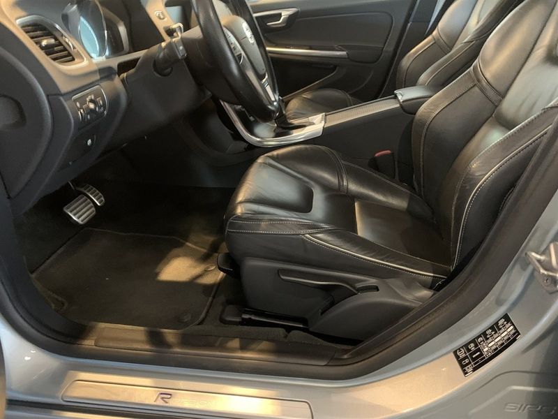 Volvo V60 bild 8