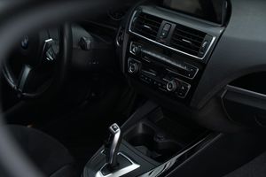 BMW 118 bild 19