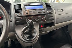 Volkswagen Caravelle bild 12