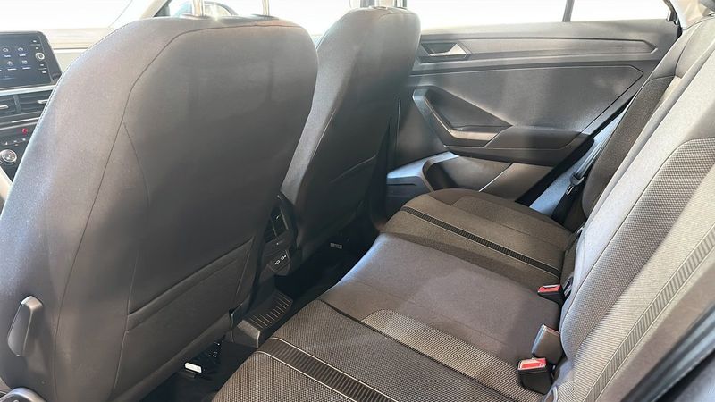 Volkswagen T-Roc bild 12