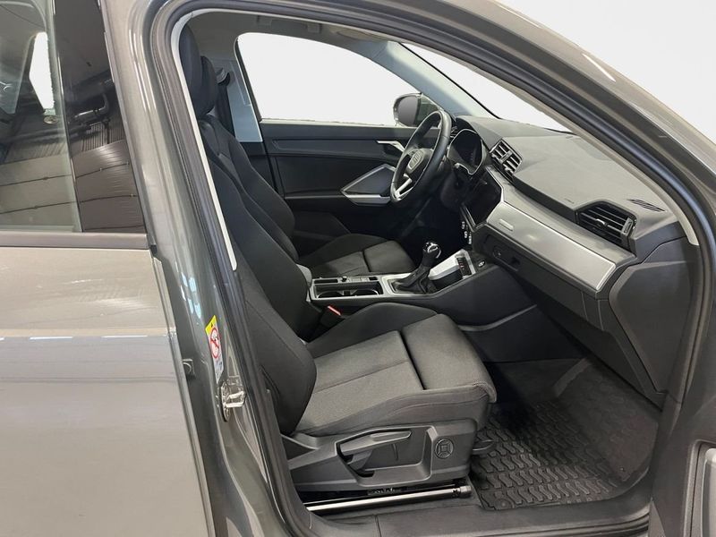 Audi Q3 bild 15